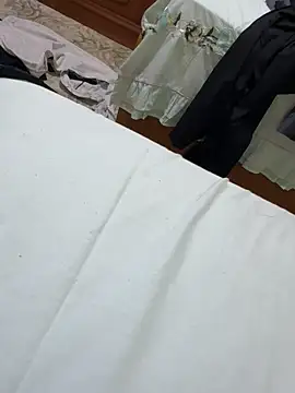 Dedoow Adlı Modelin Canlı XXX Sohbeti
