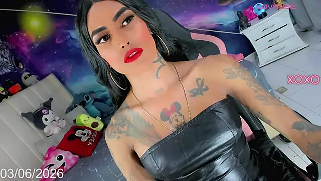 Nella_Dolls webcam show