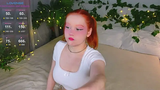 Chat +18 de Elfa_Mirielle ao vivo