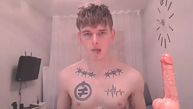 Fredd_Xanders élő XXX-chatje