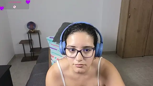 blue__moon_ Adlı Modelin Canlı XXX Sohbeti