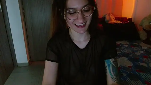 lia_ana Adlı Modelin Canlı XXX Sohbeti