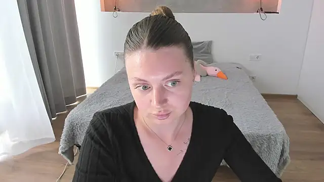 Kitkatvel Adlı Modelin Canlı XXX Sohbeti