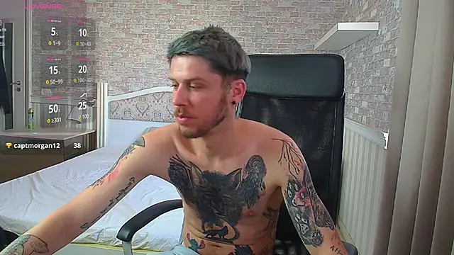 Онлайн чат XXX JonahShaw