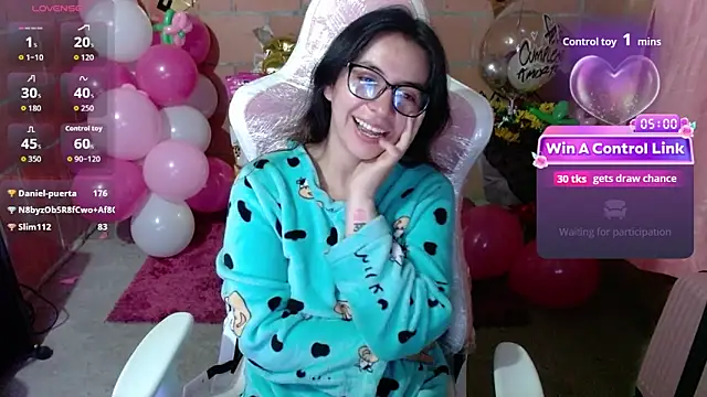 Maggie_Fox3 লাইভ XXX চ্যাট