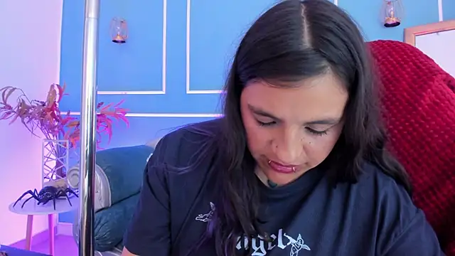 TaraTaylorr Chat XXX live