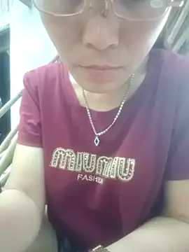 Heryy_xx 在線直播表演