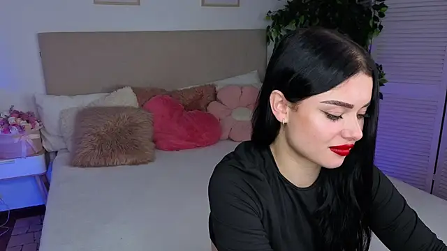 Silena_sky Adlı Modelin Canlı XXX Sohbeti
