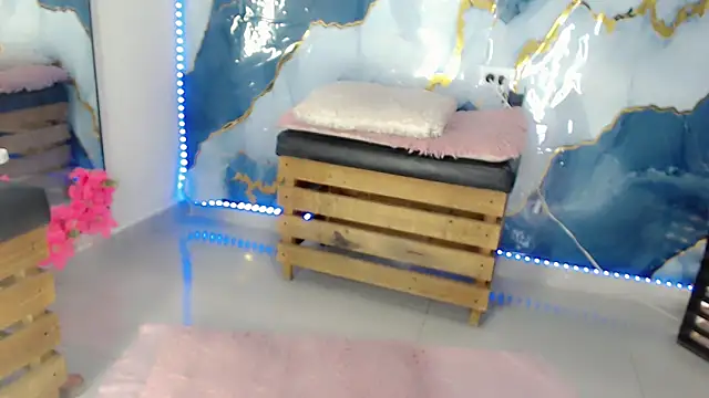NathalialLooes' Webcam Show
