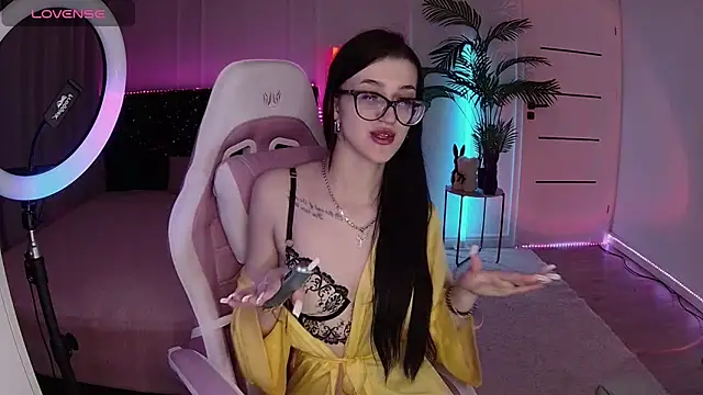 Ariella_Me webkamerás műsora
