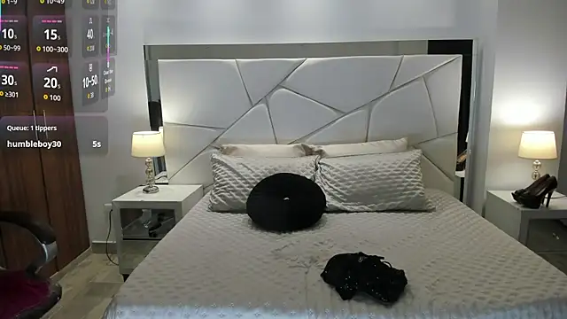 Natasha_Kiim_ élő XXX-chatje