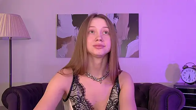 LoraVey's Live XXX Chat