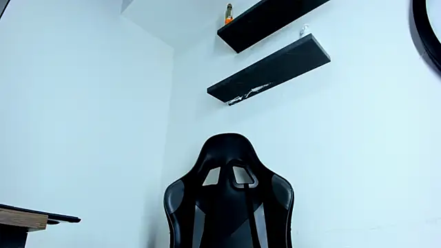 عرض كام Bennet-Grayy