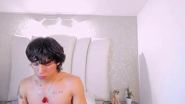 Tyler_durtenのウェブカメラ ショー