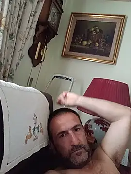DanTrov79 Adlı Modelin Canlı XXX Sohbeti