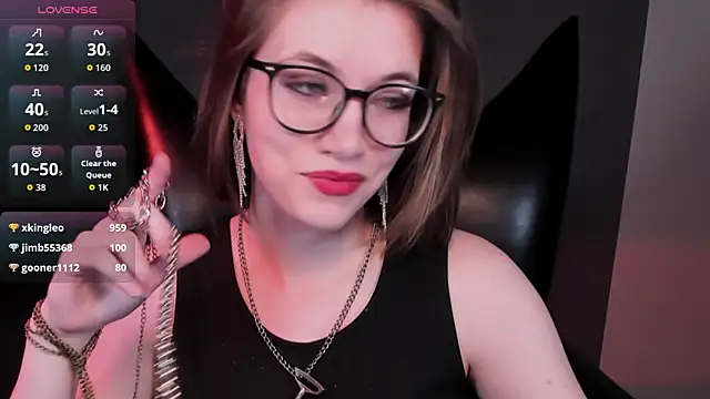XXX chat uživo modela CathyAdams