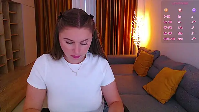 Chat +18 de mia_bloomy ao vivo