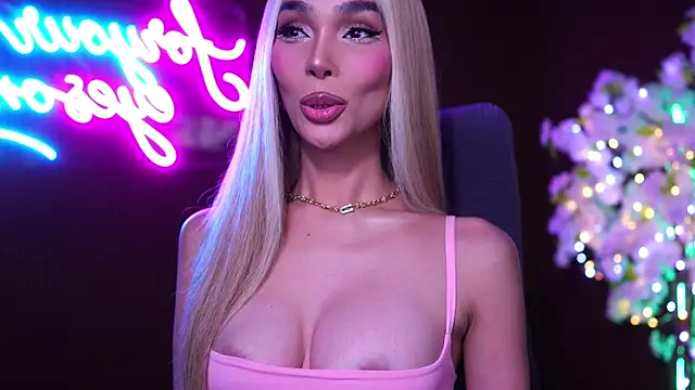 Webkamerová show xxforyoureyesonlyxx