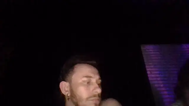 Chat XXX ao vivo de Tallhungcloudyyy