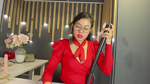 Chatroom XXX en direct de anastasiagreymist_
