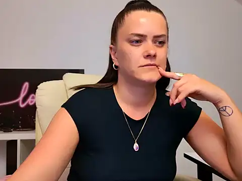 NicolSparkleX's Live XXX Chat