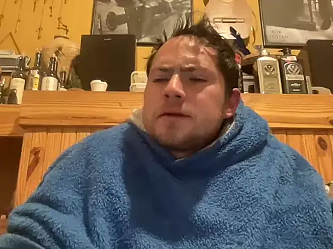 alecsgzzのライブXXXチャット