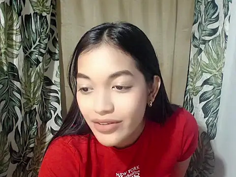 Show modela itsme_gwen na web-kameri