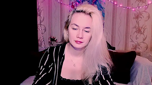 xxxcharismaaa Live XXX-Chat