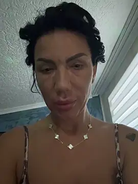 SelineVelvet Webcam show