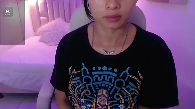 XXX chat uživo modela ahmy_