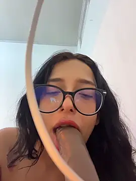 milakitti Live XXX-chat