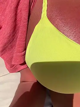 F3ckd0lllucy Live XXX-Chat
