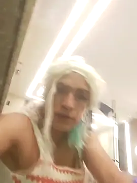 transreyna's Webcam Show