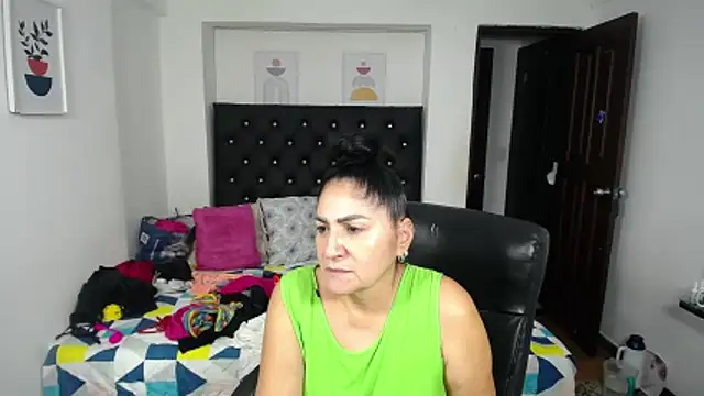 mature_bigboobs10 Chat XXX live