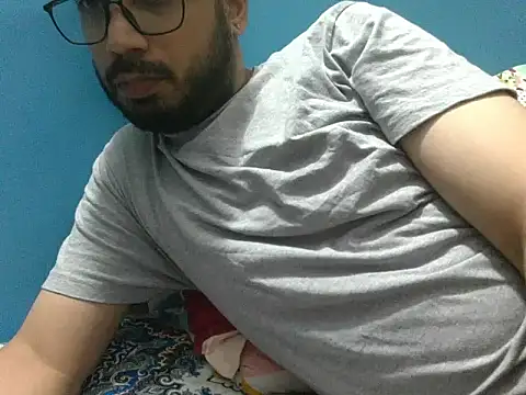 Precumboner Chat XXX live