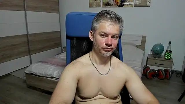 Živý XXX chat RobbyShawz