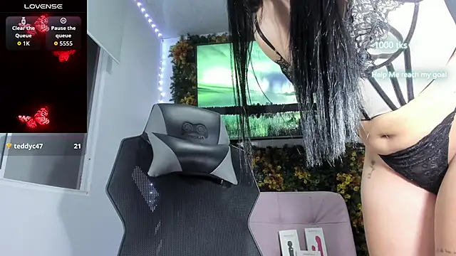 Živý XXX chat emily_palmeer