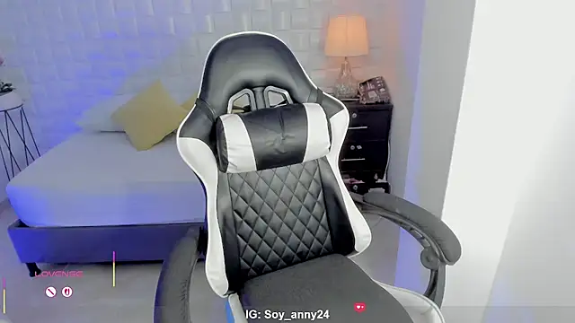Živý XXX chat anny_rouse24