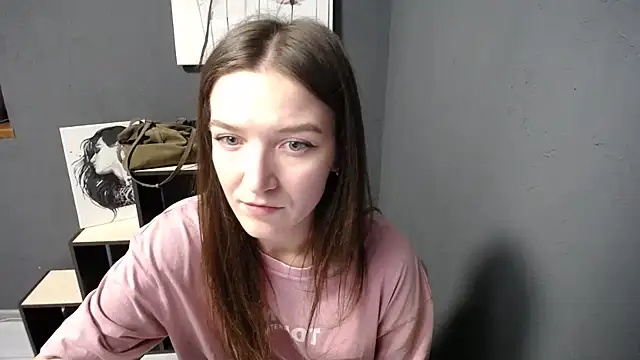 shining_pearl_ Show in webcam