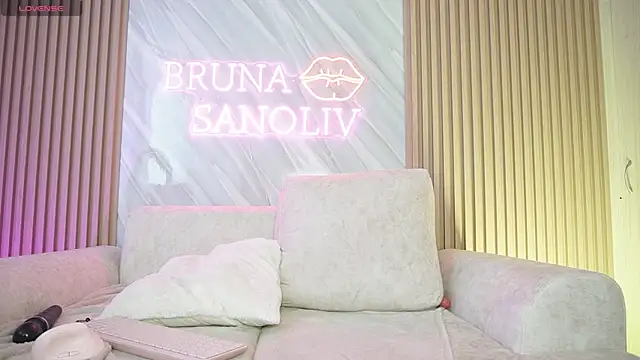 brunasanolivのライブXXXチャット