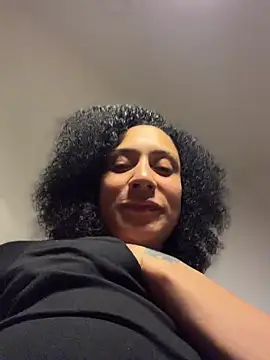 Živý XXX chat FerrariFrench