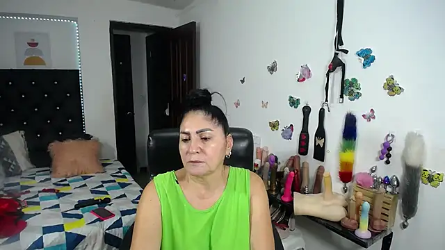 mature_bigboobs10 élő XXX-chatje