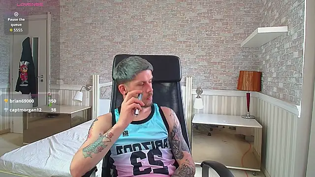 عرض كام JonahShaw