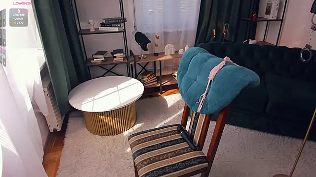 InesPiek – Naživo XXX chat