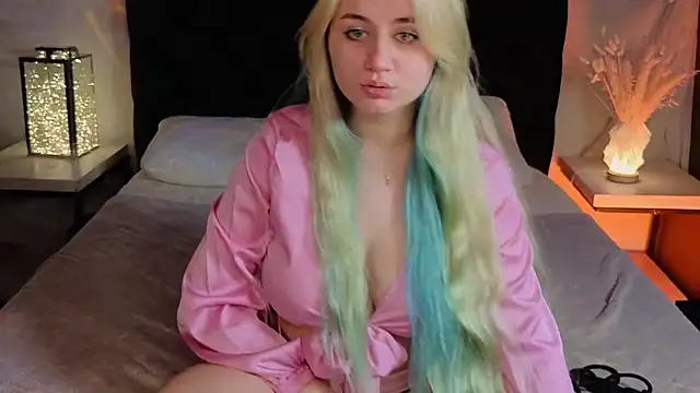 Snuggle_buns Show Webcam