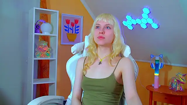 HannahHollis' Live XXX Chat
