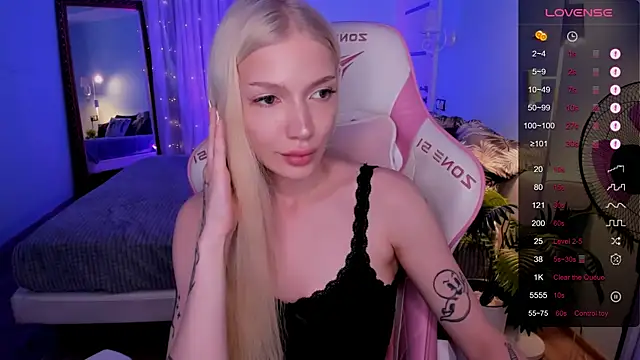AnyaTaylor_: απευθείας συνομιλία ΧΧΧ
