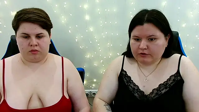 XXX chat uživo modela BeckyAndHellen