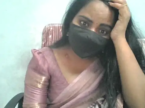 Rathi-priyaa Webcam Show