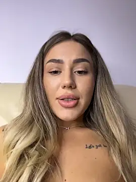 BarbieDoll13 Webcam show